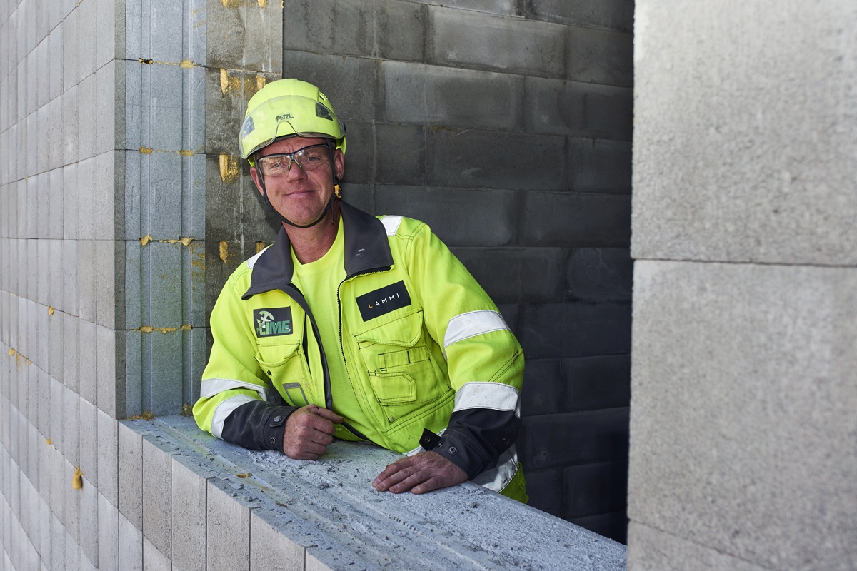 Talvirakentaminen Lammi Kuorikivi -harkolla